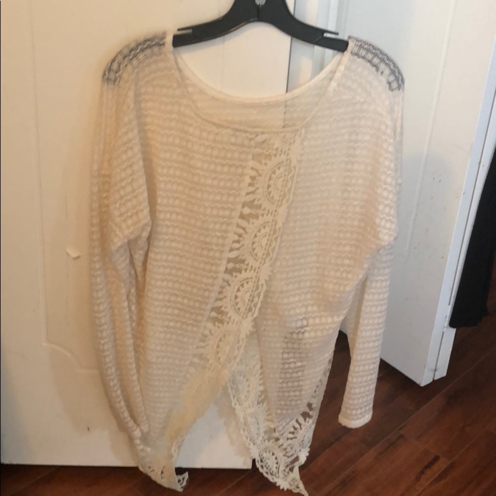 White long sleeve lace